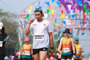 BIB: 46961
                            <button type="button" onclick="openModal(9913034)" class="btn btn-primary btn-sm float-right btn-popup" data-toggle="modal" data-target=".modal-high-quality">
                        <i class="fas fa-shopping-cart"></i> Add to Cart
                    </button>
                                            <button type="button" onclick="isThisMe(9913034, true)" class="btn btn-success btn-sm float-right btn-popup btn-isme hidden" data-toggle="tooltip" data-placement="bottom" title="นี่คือรูปของคุณใช่ไหม คลิกที่นี่เพื่อเอาเข้าอัลบั้ม">
                        <i class="fas fa-plus"></i> Add to album
                    </button>
                    <button type="button" onclick="isThisMe(9913034, false)" class="btn btn-warning btn-sm float-right btn-popup btn-isnotme hidden">
                        <i class="fas fa-ban"></i> Remove from album
                    </button>